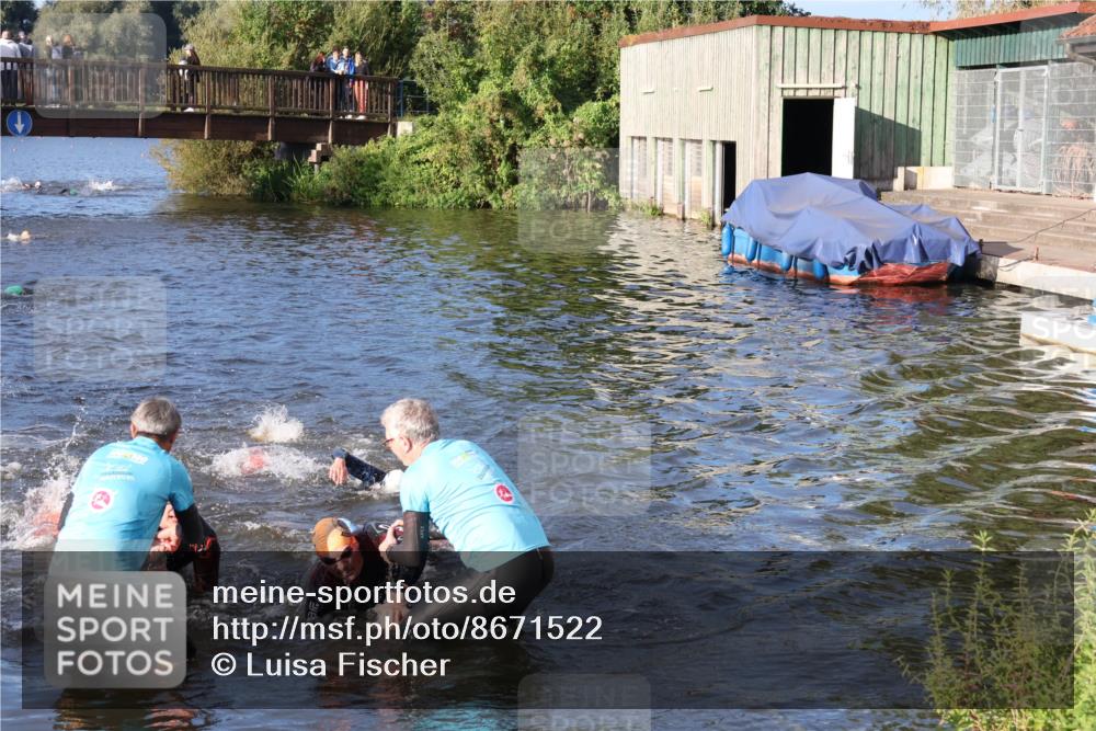 31.08.2025 - Elbe Triathlon Hamburg Luisa Fischer http://msf.ph/oto/8671522 31.08.2025 08:31:34 Schwimmen 169, 180, 189, 208, 211, 227 meine-sportfotos.de