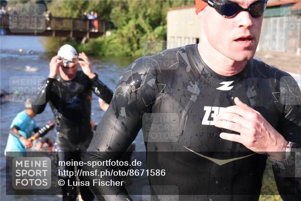 31.08.2025 - Elbe Triathlon Hamburg Luisa Fischer http://msf.ph/oto/8671586 31.08.2025 08:31:41 Schwimmen 169, 180, 189, 207, 208, 211, 227 meine-sportfotos.de