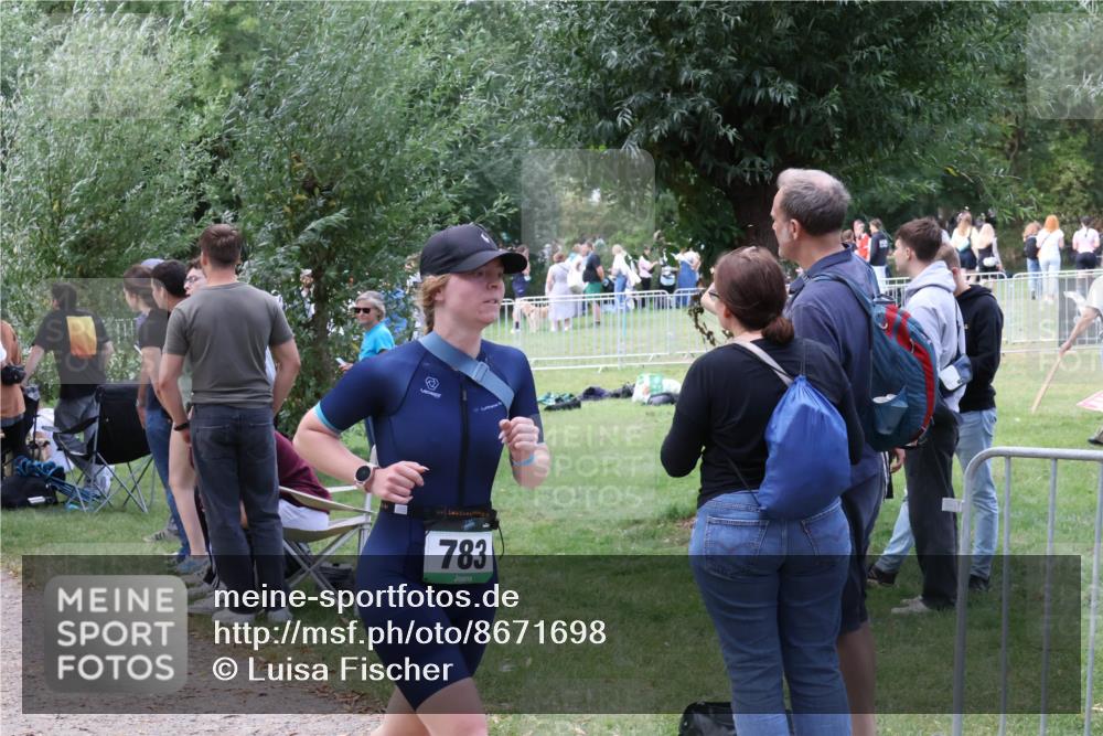 31.08.2025 - Elbe Triathlon Hamburg Luisa Fischer http://msf.ph/oto/8671698 31.08.2025 11:58:31 Laufen 783 meine-sportfotos.de