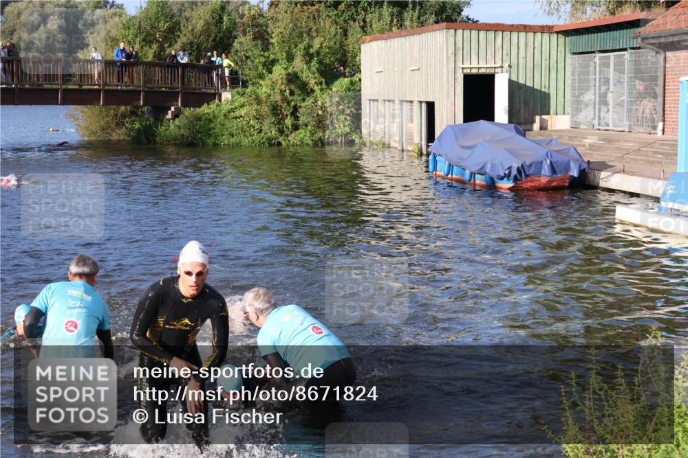 31.08.2025 - Elbe Triathlon Hamburg Luisa Fischer http://msf.ph/oto/8671824 31.08.2025 08:32:39 Schwimmen 181, 215, 231, 234, 237 meine-sportfotos.de
