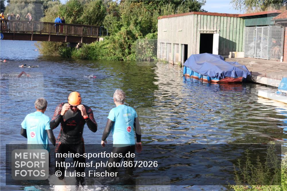 31.08.2025 - Elbe Triathlon Hamburg Luisa Fischer http://msf.ph/oto/8672026 31.08.2025 08:33:59 Schwimmen 168 meine-sportfotos.de