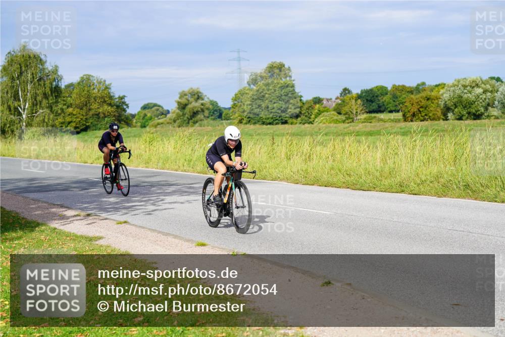 31.08.2025 - Elbe Triathlon Hamburg Michael Burmester http://msf.ph/oto/8672054 31.08.2025 10:04:19 Radfahren 537, 710, 742, 790, 794, 921 meine-sportfotos.de