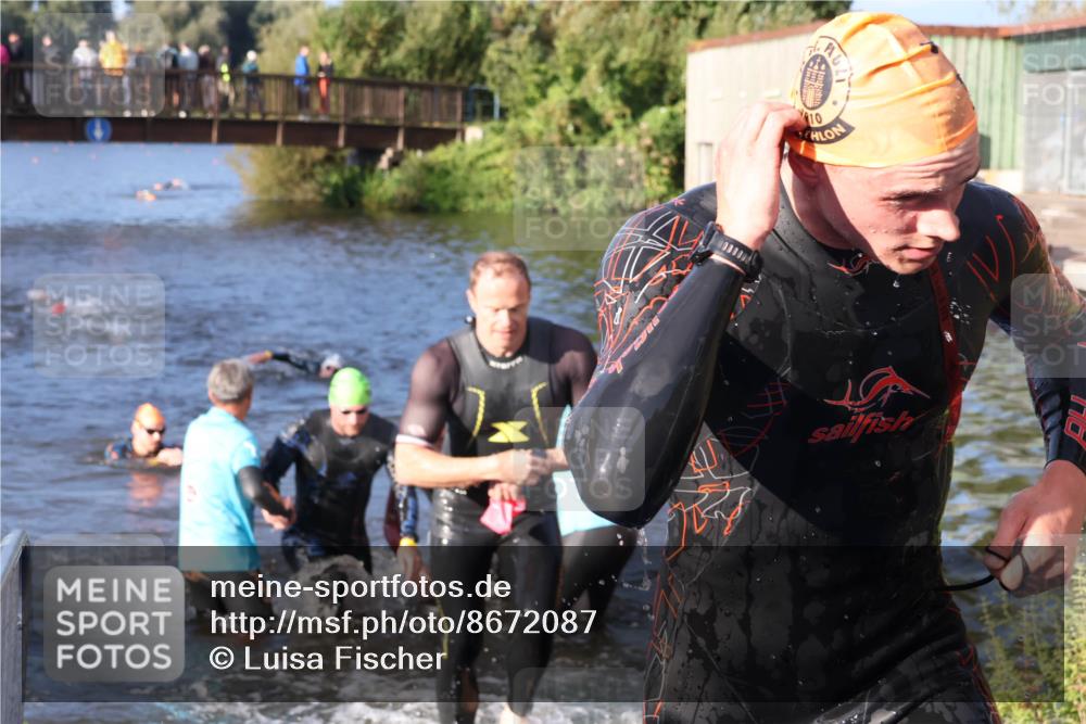 31.08.2025 - Elbe Triathlon Hamburg Luisa Fischer http://msf.ph/oto/8672087 31.08.2025 08:34:25 Schwimmen 175, 177, 193, 199, 239 meine-sportfotos.de
