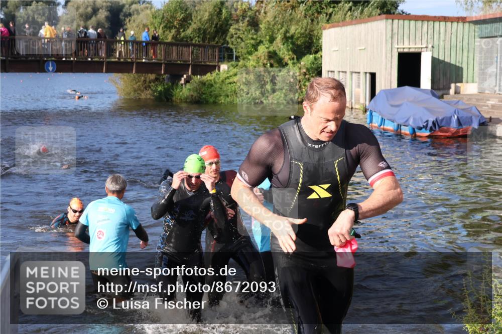 31.08.2025 - Elbe Triathlon Hamburg Luisa Fischer http://msf.ph/oto/8672093 31.08.2025 08:34:26 Schwimmen 175, 177, 193, 199, 239 meine-sportfotos.de