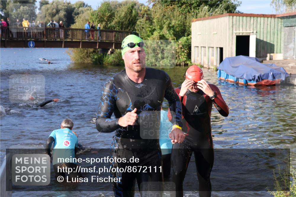 31.08.2025 - Elbe Triathlon Hamburg Luisa Fischer http://msf.ph/oto/8672111 31.08.2025 08:34:28 Schwimmen 175, 177, 193, 199, 239 meine-sportfotos.de