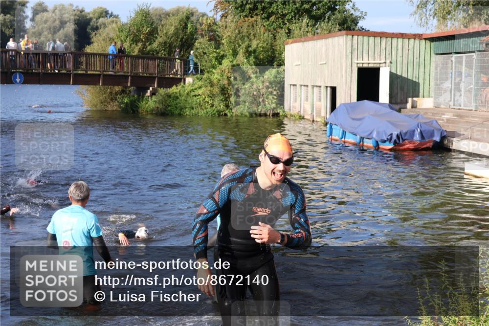 31.08.2025 - Elbe Triathlon Hamburg Luisa Fischer http://msf.ph/oto/8672140 31.08.2025 08:34:32 Schwimmen 175, 193, 199, 212 meine-sportfotos.de