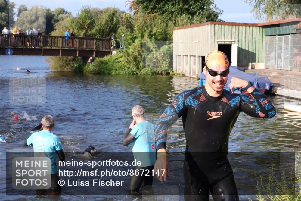 31.08.2025 - Elbe Triathlon Hamburg Luisa Fischer http://msf.ph/oto/8672147 31.08.2025 08:34:33 Schwimmen 175, 179, 193, 212 meine-sportfotos.de