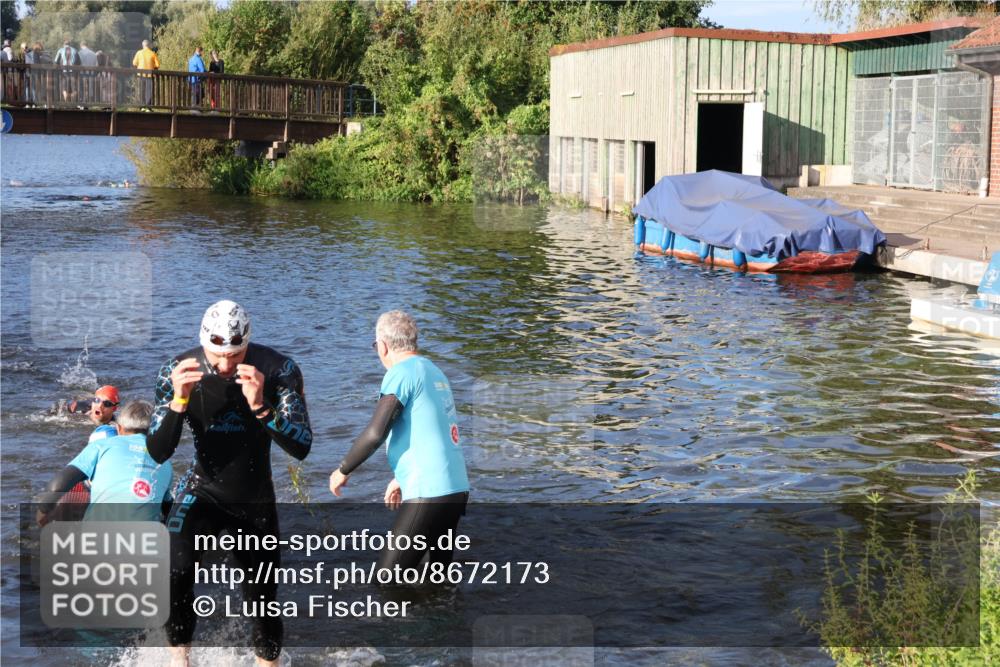 31.08.2025 - Elbe Triathlon Hamburg Luisa Fischer http://msf.ph/oto/8672173 31.08.2025 08:34:39 Schwimmen 179, 197, 212 meine-sportfotos.de