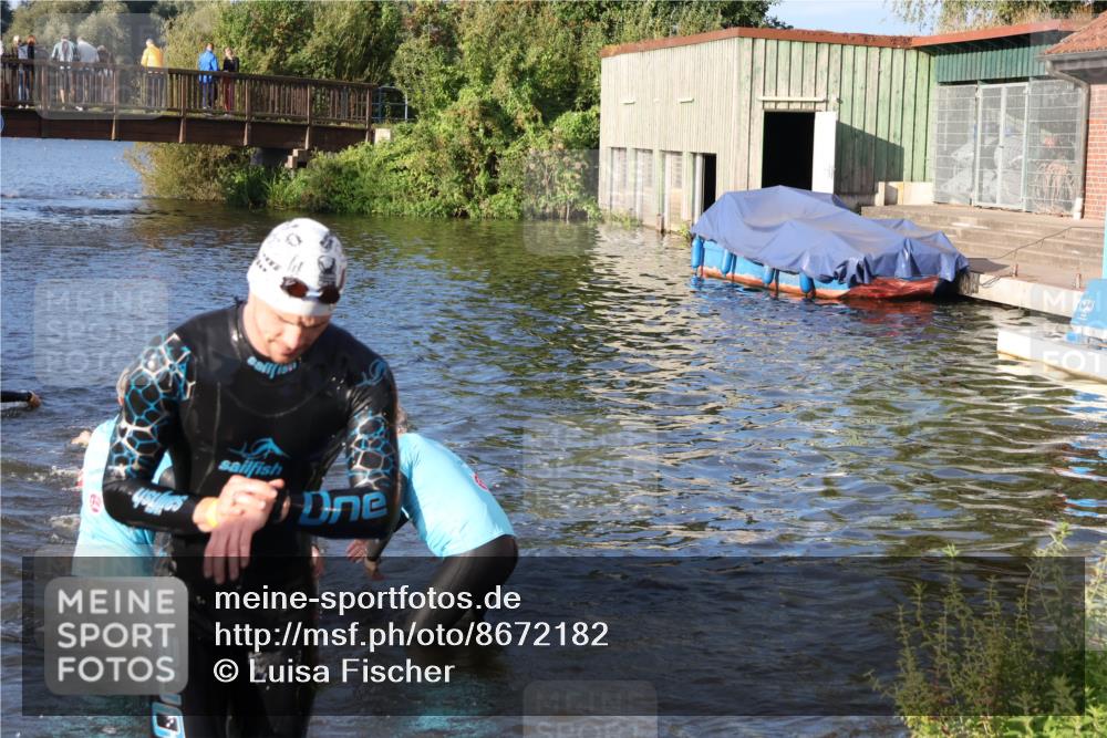 31.08.2025 - Elbe Triathlon Hamburg Luisa Fischer http://msf.ph/oto/8672182 31.08.2025 08:34:40 Schwimmen 179, 197, 212, 213 meine-sportfotos.de