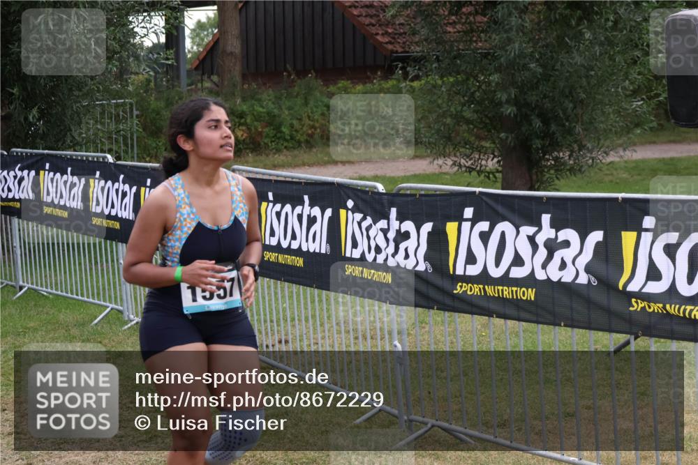 31.08.2025 - Elbe Triathlon Hamburg Luisa Fischer http://msf.ph/oto/8672229 31.08.2025 12:55:15 Laufen 1557 meine-sportfotos.de