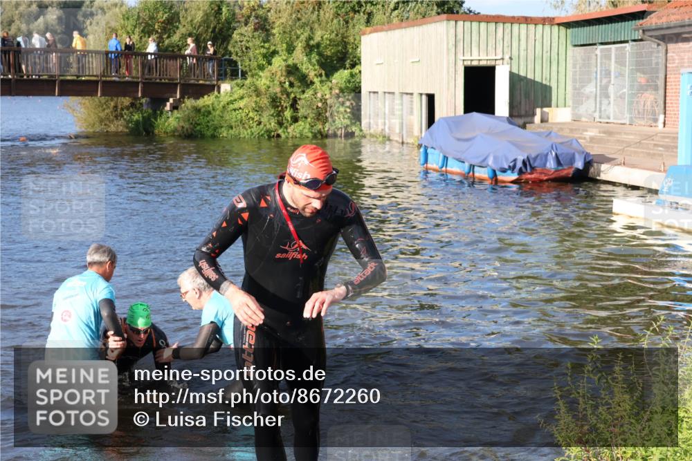 31.08.2025 - Elbe Triathlon Hamburg Luisa Fischer http://msf.ph/oto/8672260 31.08.2025 08:34:49 Schwimmen 176, 197, 213 meine-sportfotos.de