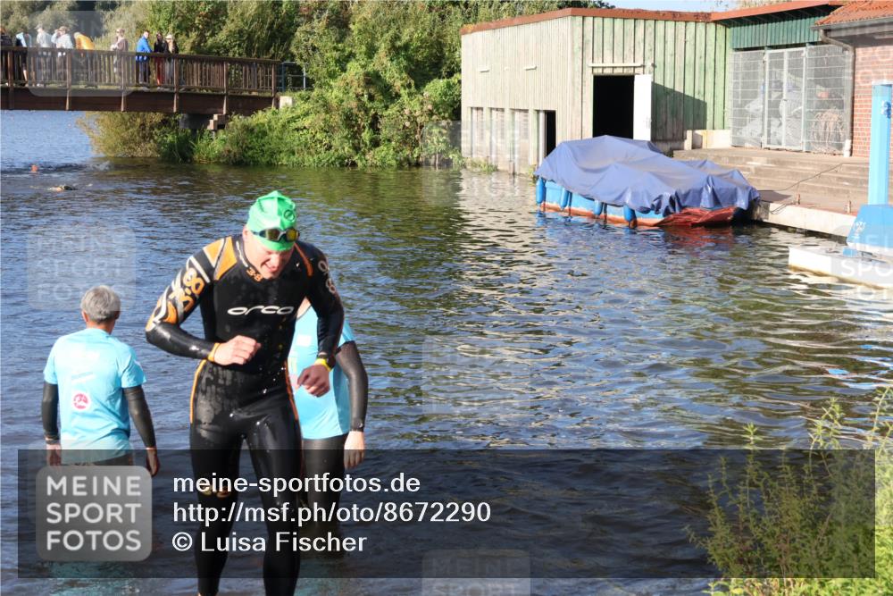 31.08.2025 - Elbe Triathlon Hamburg Luisa Fischer http://msf.ph/oto/8672290 31.08.2025 08:34:53 Schwimmen 176, 213 meine-sportfotos.de