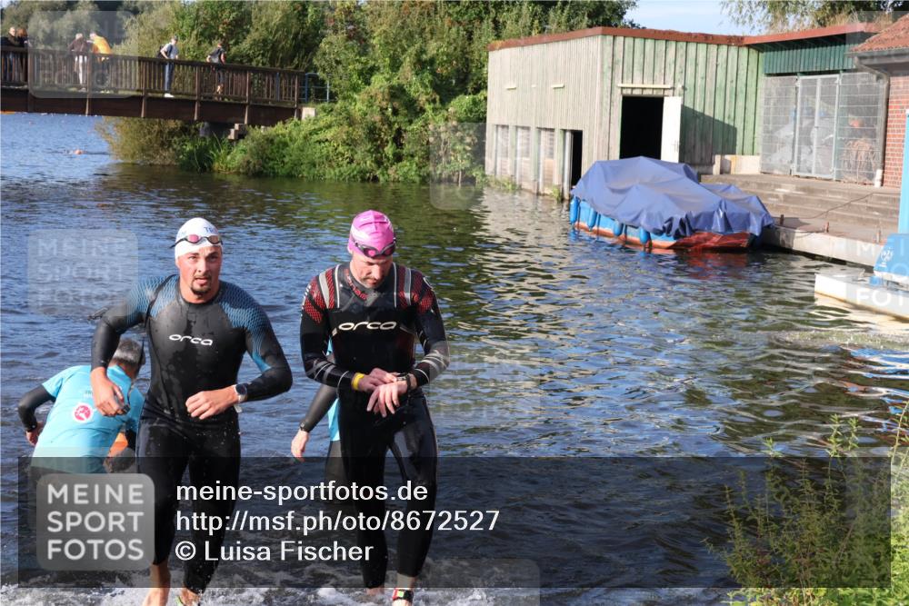 31.08.2025 - Elbe Triathlon Hamburg Luisa Fischer http://msf.ph/oto/8672527 31.08.2025 08:37:00 Schwimmen 165, 170, 353, 355 meine-sportfotos.de