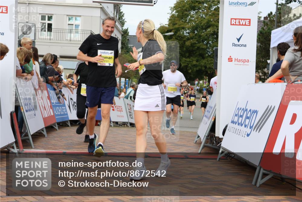 31.08.2025 - 21. Blankeneser Heldenlauf Strokosch-Dieckow http://msf.ph/oto/8672542 31.08.2025 10:31:27 Ziel 2664, 2740, 2406, 2551, 2776, 2097, 2649, 2101, 2647, 2653, 2274 meine-sportfotos.de