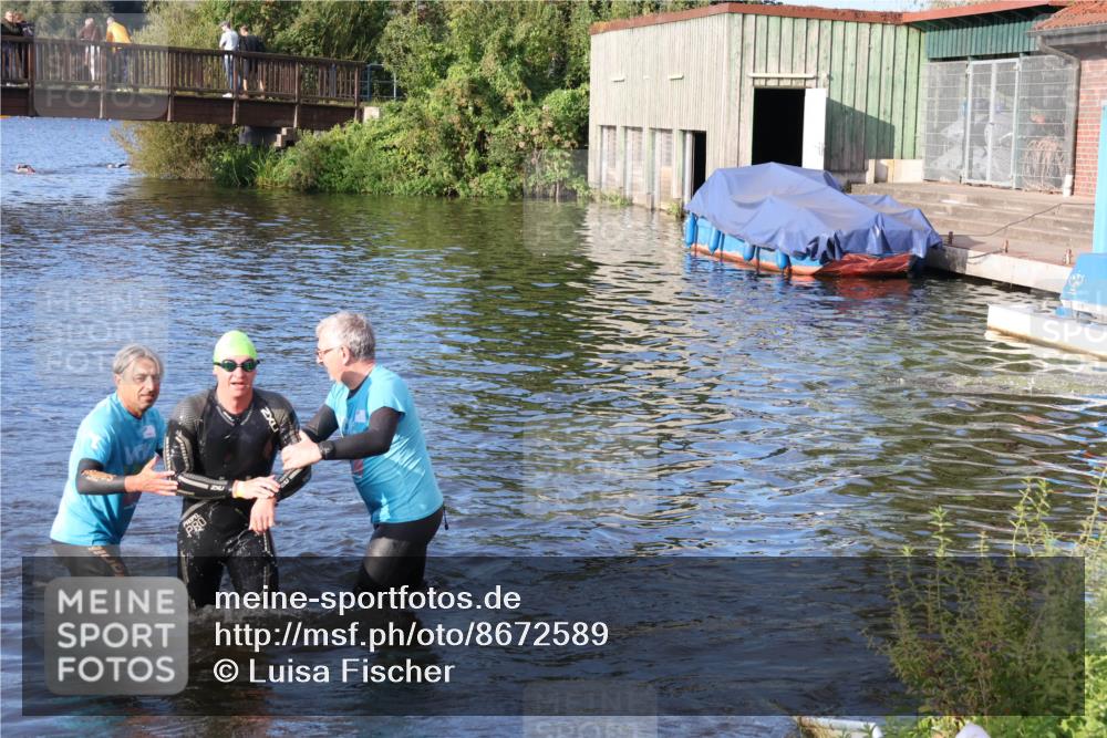 31.08.2025 - Elbe Triathlon Hamburg Luisa Fischer http://msf.ph/oto/8672589 31.08.2025 08:37:11 Schwimmen 221 meine-sportfotos.de
