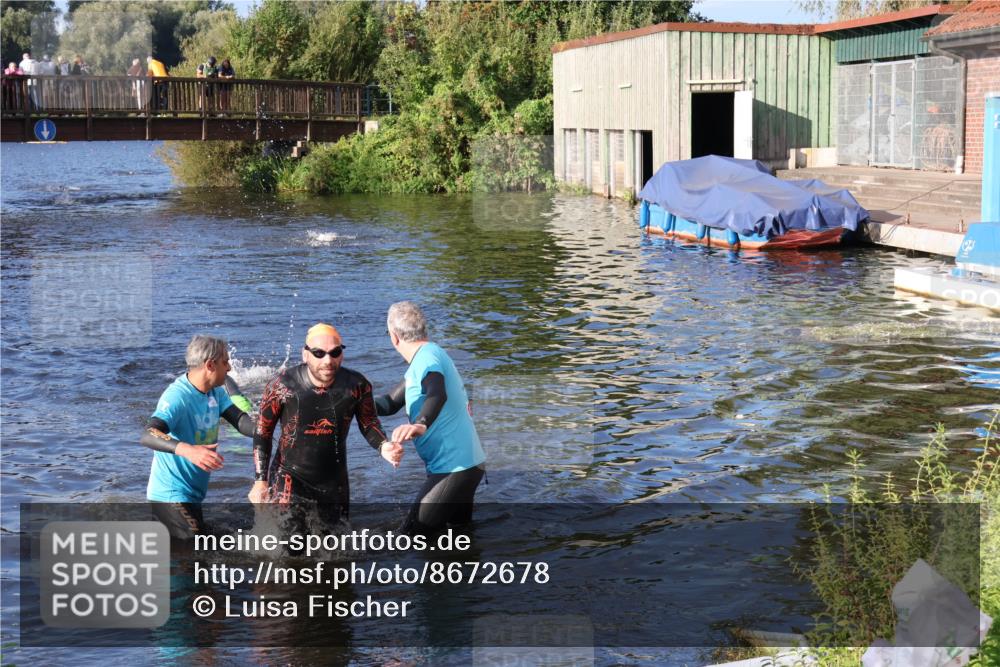 31.08.2025 - Elbe Triathlon Hamburg Luisa Fischer http://msf.ph/oto/8672678 31.08.2025 08:38:25 Schwimmen 183, 245 meine-sportfotos.de
