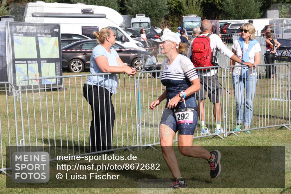 31.08.2025 - Elbe Triathlon Hamburg Luisa Fischer http://msf.ph/oto/8672682 31.08.2025 10:00:52 Laufen 1, 2, 292 meine-sportfotos.de