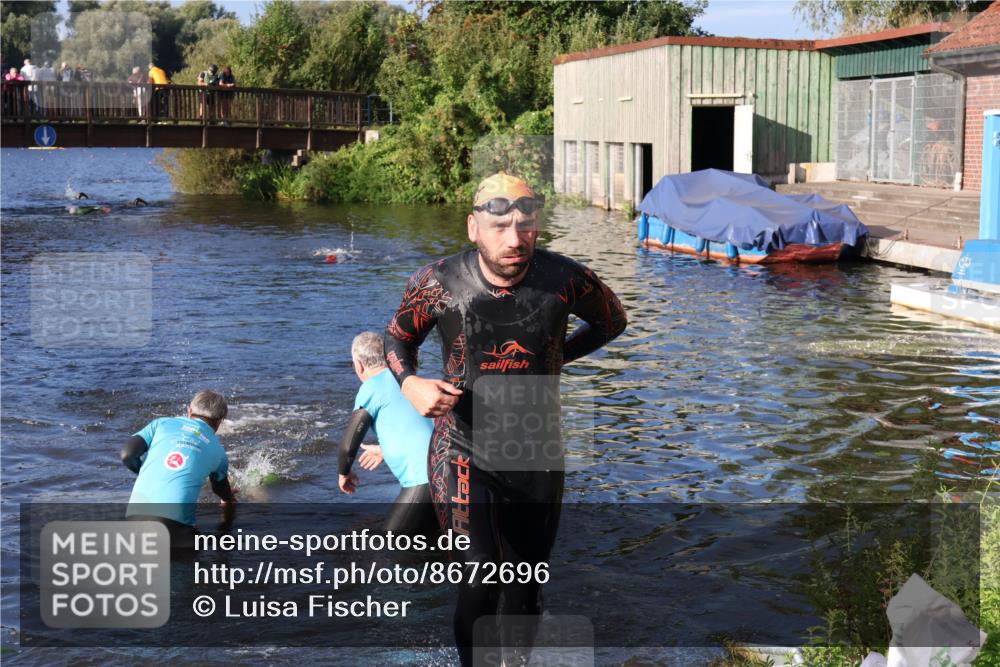 31.08.2025 - Elbe Triathlon Hamburg Luisa Fischer http://msf.ph/oto/8672696 31.08.2025 08:38:28 Schwimmen 183, 245 meine-sportfotos.de