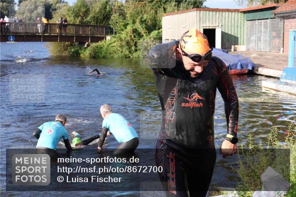 31.08.2025 - Elbe Triathlon Hamburg Luisa Fischer http://msf.ph/oto/8672700 31.08.2025 08:38:28 Schwimmen 183, 245 meine-sportfotos.de
