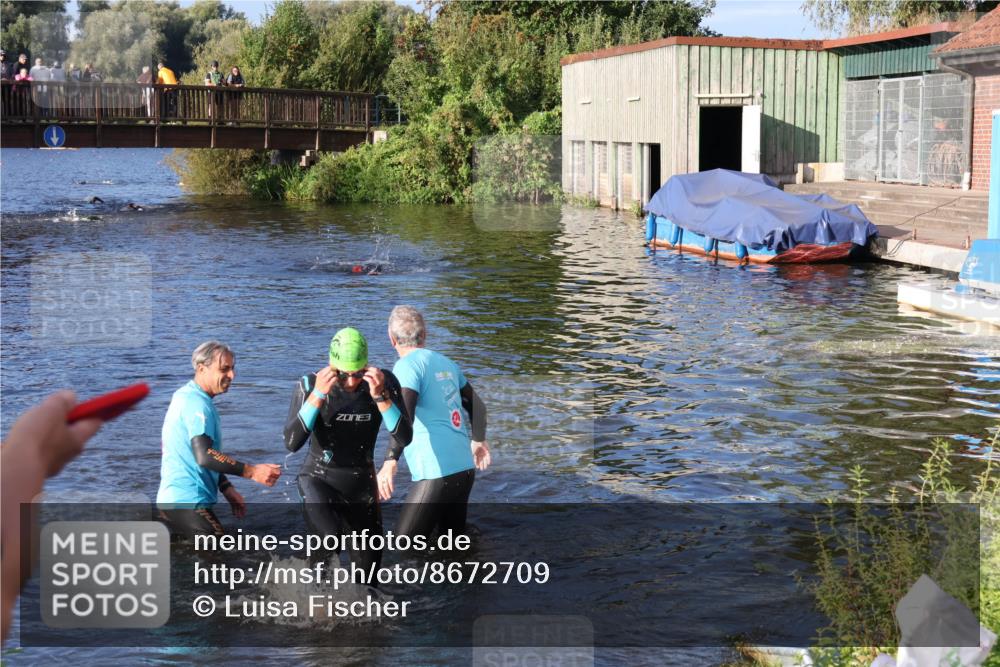 31.08.2025 - Elbe Triathlon Hamburg Luisa Fischer http://msf.ph/oto/8672709 31.08.2025 08:38:31 Schwimmen 183, 245 meine-sportfotos.de