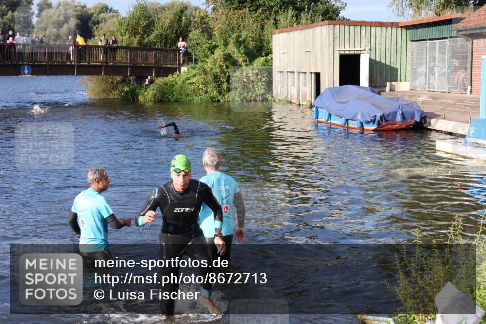 31.08.2025 - Elbe Triathlon Hamburg Luisa Fischer http://msf.ph/oto/8672713 31.08.2025 08:38:32 Schwimmen 245 meine-sportfotos.de