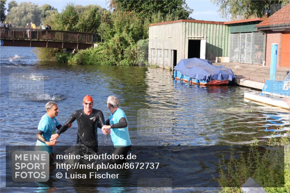 31.08.2025 - Elbe Triathlon Hamburg Luisa Fischer http://msf.ph/oto/8672737 31.08.2025 08:38:56 Schwimmen 214 meine-sportfotos.de