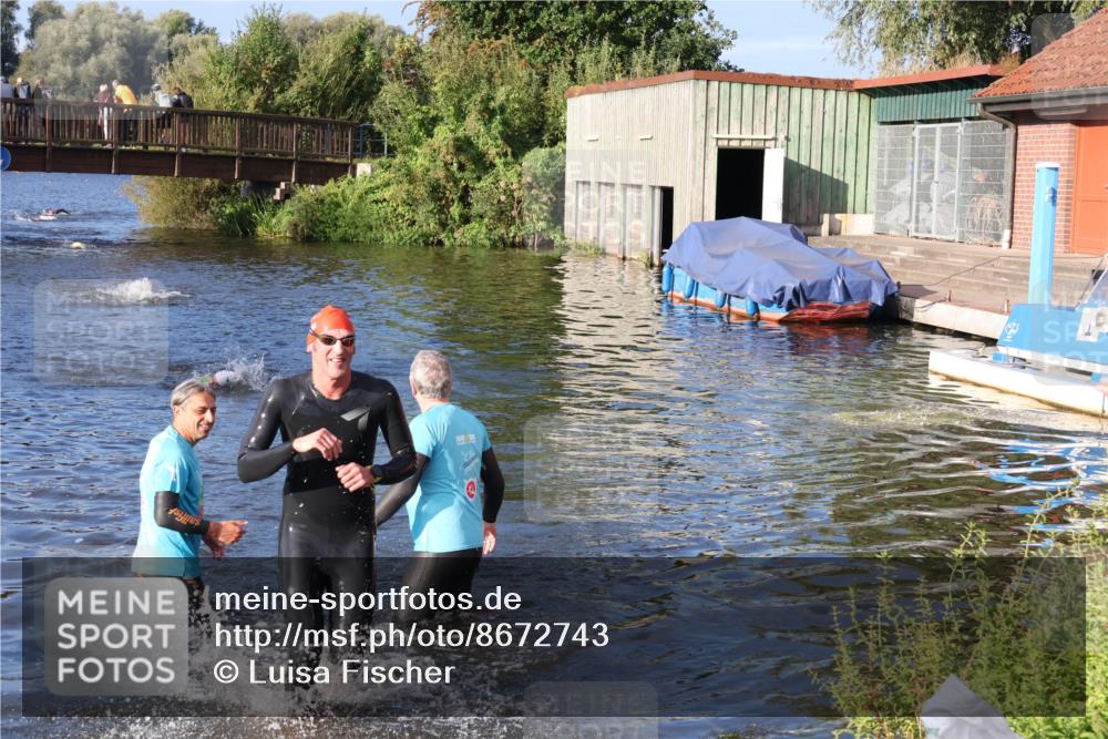 31.08.2025 - Elbe Triathlon Hamburg Luisa Fischer http://msf.ph/oto/8672743 31.08.2025 08:38:57 Schwimmen 214 meine-sportfotos.de