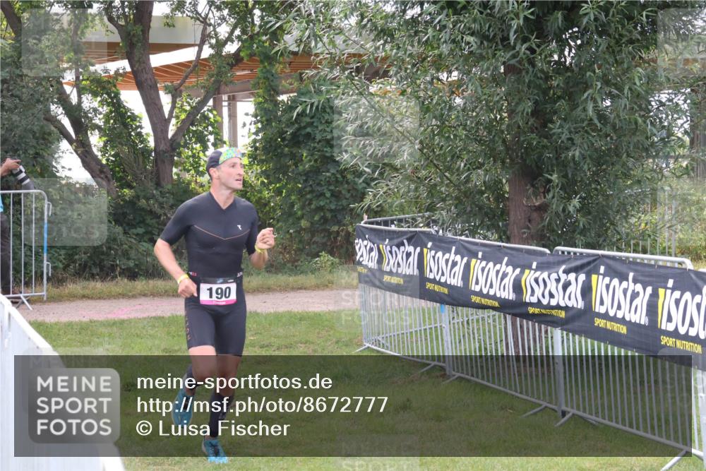 31.08.2025 - Elbe Triathlon Hamburg Luisa Fischer http://msf.ph/oto/8672777 31.08.2025 10:03:09 Laufen 190 meine-sportfotos.de