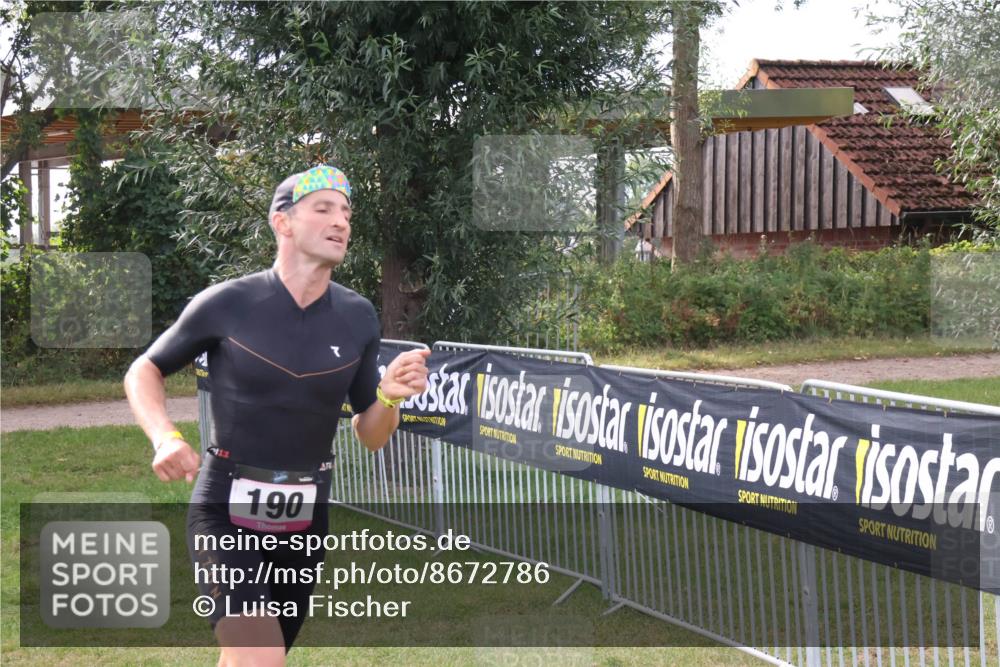 31.08.2025 - Elbe Triathlon Hamburg Luisa Fischer http://msf.ph/oto/8672786 31.08.2025 10:03:10 Laufen 111, 190 meine-sportfotos.de