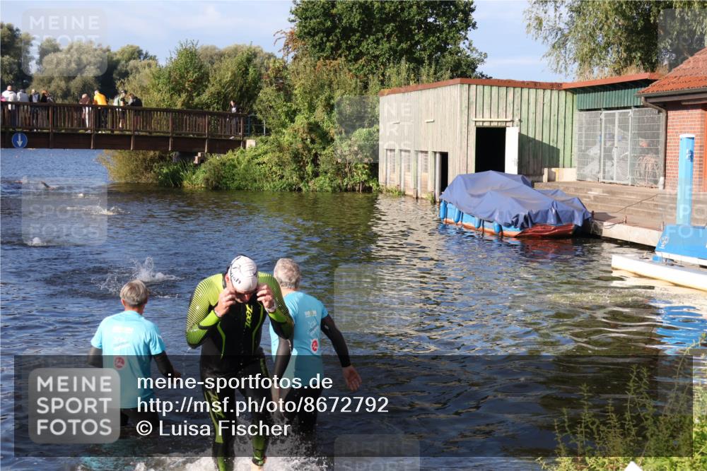 31.08.2025 - Elbe Triathlon Hamburg Luisa Fischer http://msf.ph/oto/8672792 31.08.2025 08:39:10 Schwimmen 363 meine-sportfotos.de