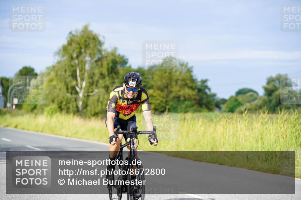 31.08.2025 - Elbe Triathlon Hamburg Michael Burmester http://msf.ph/oto/8672800 31.08.2025 10:08:45 Radfahren 481, 502, 525, 639, 698, 725, 805 meine-sportfotos.de