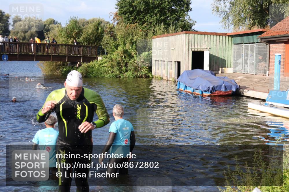 31.08.2025 - Elbe Triathlon Hamburg Luisa Fischer http://msf.ph/oto/8672802 31.08.2025 08:39:11 Schwimmen 345, 363 meine-sportfotos.de