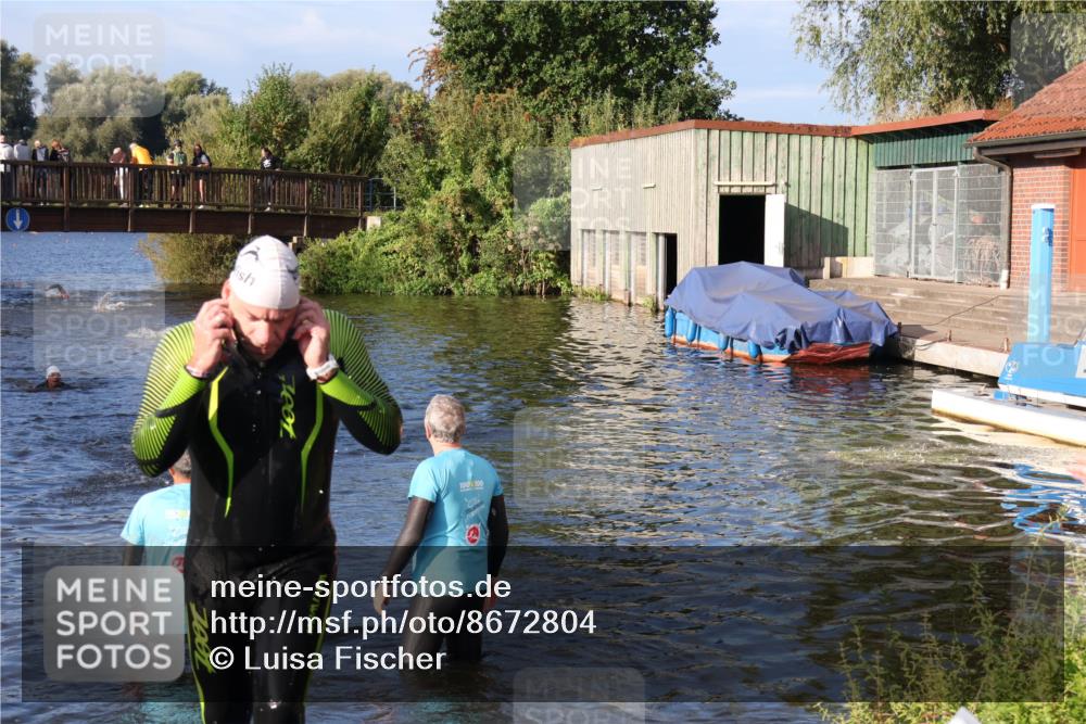 31.08.2025 - Elbe Triathlon Hamburg Luisa Fischer http://msf.ph/oto/8672804 31.08.2025 08:39:11 Schwimmen 345, 363 meine-sportfotos.de