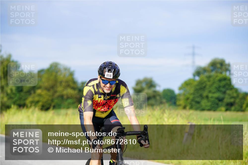 31.08.2025 - Elbe Triathlon Hamburg Michael Burmester http://msf.ph/oto/8672810 31.08.2025 10:08:46 Radfahren 481, 502, 525, 639, 698, 725, 801, 805 meine-sportfotos.de