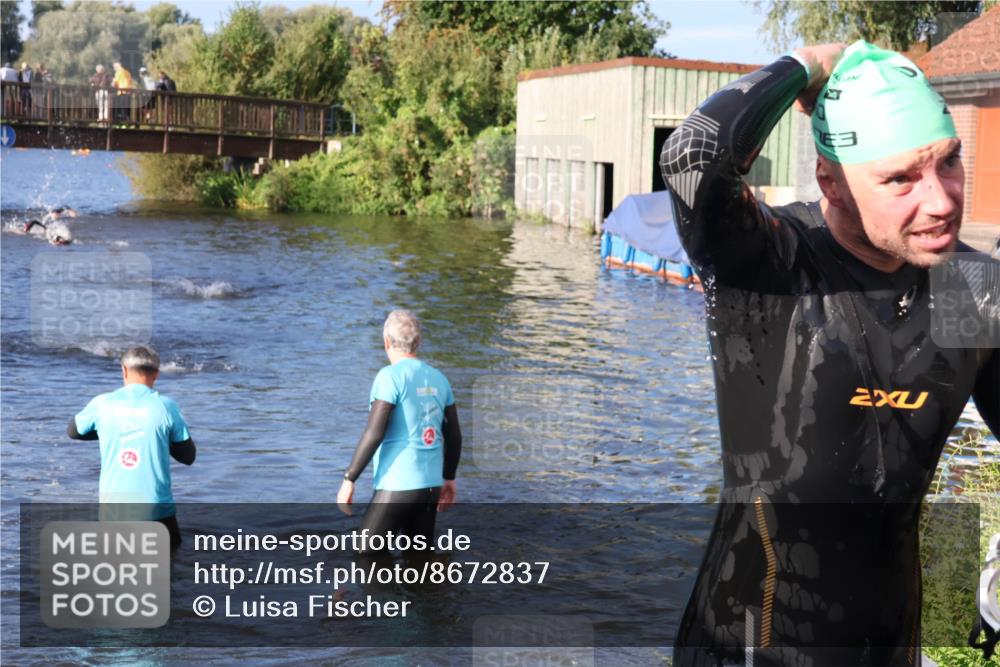 31.08.2025 - Elbe Triathlon Hamburg Luisa Fischer http://msf.ph/oto/8672837 31.08.2025 08:39:23 Schwimmen 345 meine-sportfotos.de