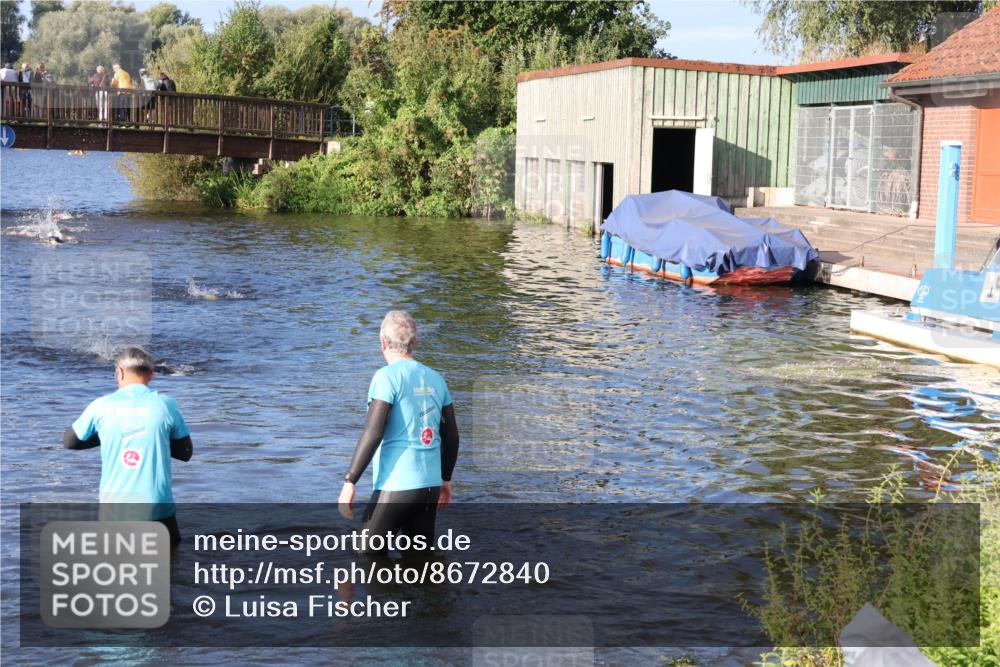 31.08.2025 - Elbe Triathlon Hamburg Luisa Fischer http://msf.ph/oto/8672840 31.08.2025 08:39:23 Schwimmen 345 meine-sportfotos.de