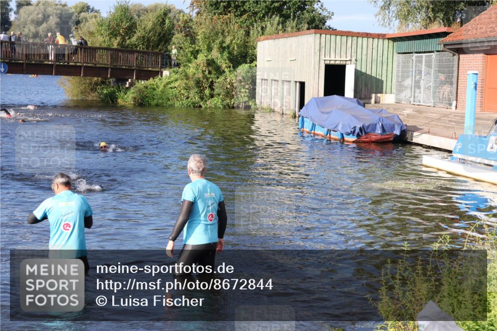 31.08.2025 - Elbe Triathlon Hamburg Luisa Fischer http://msf.ph/oto/8672844 31.08.2025 08:39:24 Schwimmen 345 meine-sportfotos.de