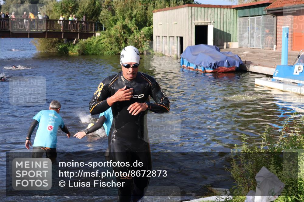 31.08.2025 - Elbe Triathlon Hamburg Luisa Fischer http://msf.ph/oto/8672873 31.08.2025 08:39:38 Schwimmen 228, 312 meine-sportfotos.de