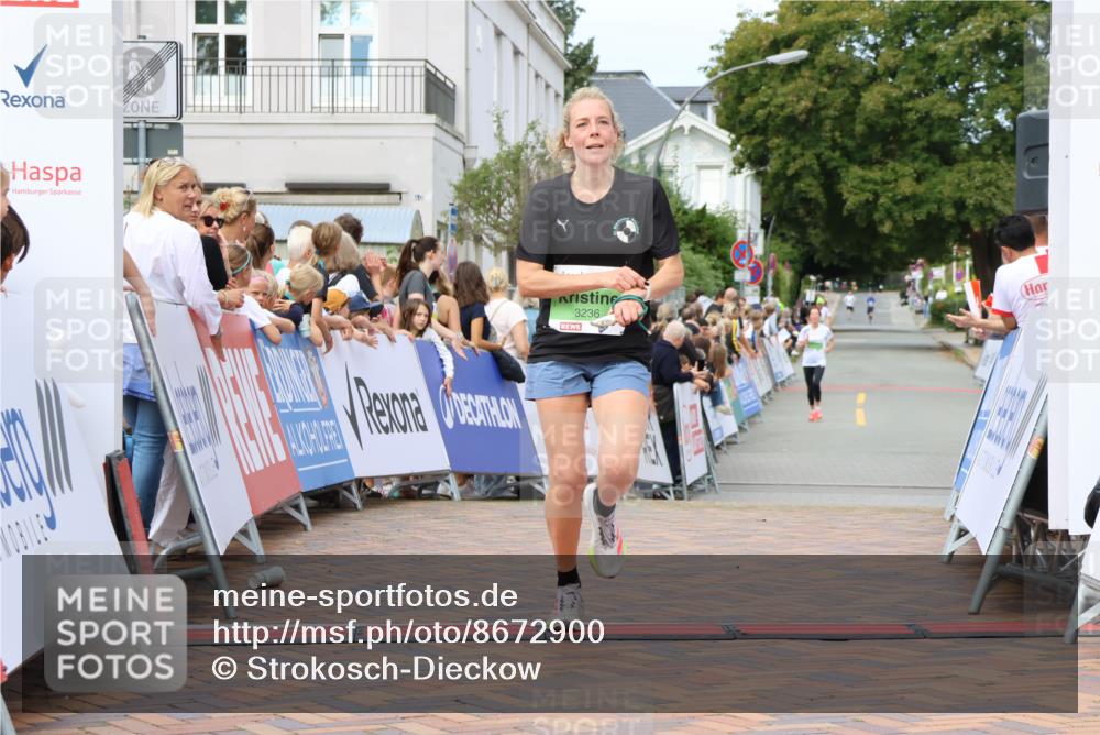 31.08.2025 - 21. Blankeneser Heldenlauf Strokosch-Dieckow http://msf.ph/oto/8672900 31.08.2025 10:52:12 Ziel 3236 meine-sportfotos.de