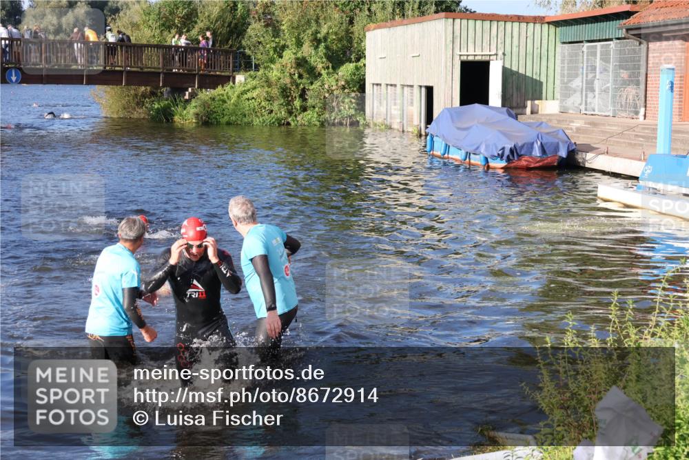31.08.2025 - Elbe Triathlon Hamburg Luisa Fischer http://msf.ph/oto/8672914 31.08.2025 08:39:57 Schwimmen 244, 354 meine-sportfotos.de