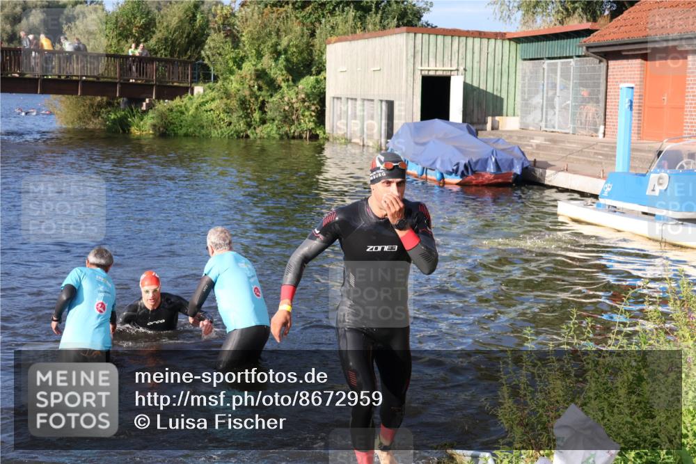 31.08.2025 - Elbe Triathlon Hamburg Luisa Fischer http://msf.ph/oto/8672959 31.08.2025 08:40:05 Schwimmen 244, 333 meine-sportfotos.de