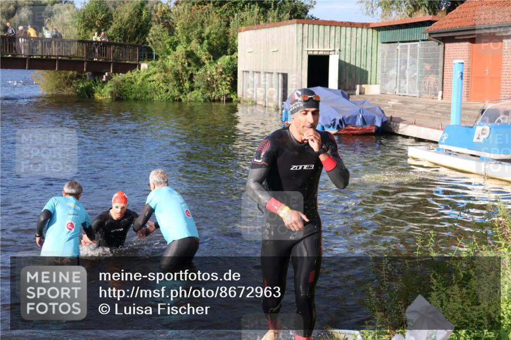 31.08.2025 - Elbe Triathlon Hamburg Luisa Fischer http://msf.ph/oto/8672963 31.08.2025 08:40:05 Schwimmen 244, 333 meine-sportfotos.de