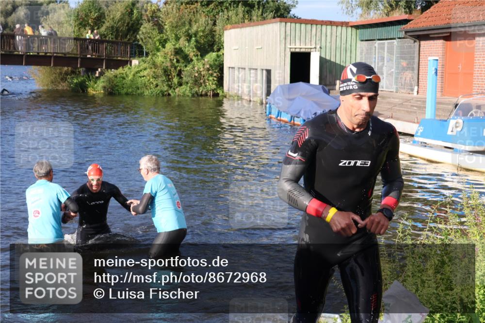 31.08.2025 - Elbe Triathlon Hamburg Luisa Fischer http://msf.ph/oto/8672968 31.08.2025 08:40:06 Schwimmen 244, 333 meine-sportfotos.de