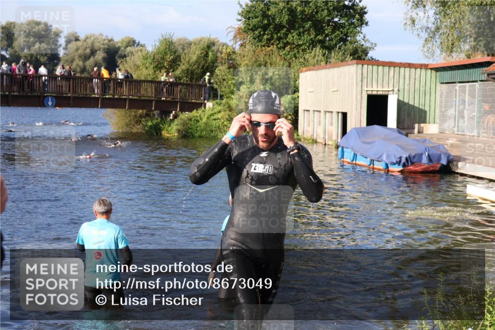 31.08.2025 - Elbe Triathlon Hamburg Luisa Fischer http://msf.ph/oto/8673049 31.08.2025 08:40:55 Schwimmen 342 meine-sportfotos.de