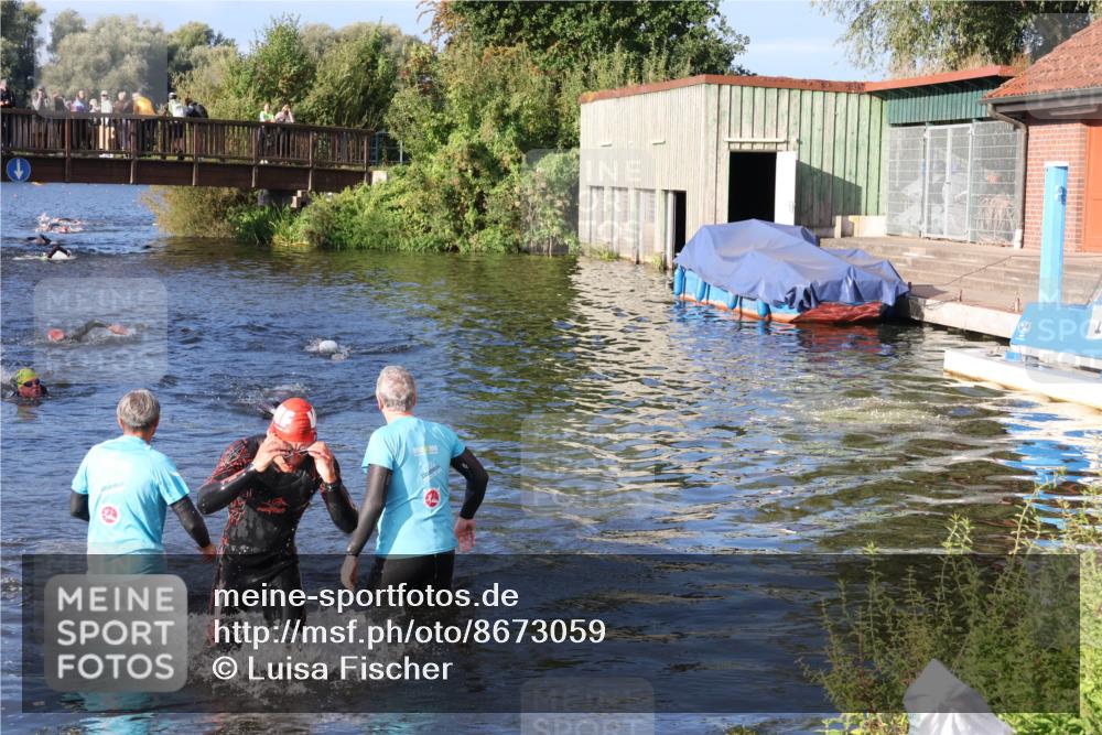 31.08.2025 - Elbe Triathlon Hamburg Luisa Fischer http://msf.ph/oto/8673059 31.08.2025 08:41:24 Schwimmen 382 meine-sportfotos.de