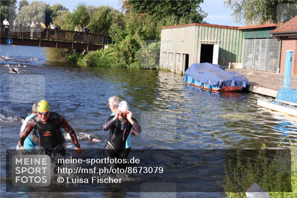 31.08.2025 - Elbe Triathlon Hamburg Luisa Fischer http://msf.ph/oto/8673079 31.08.2025 08:41:36 Schwimmen 254, 332, 340, 344 meine-sportfotos.de