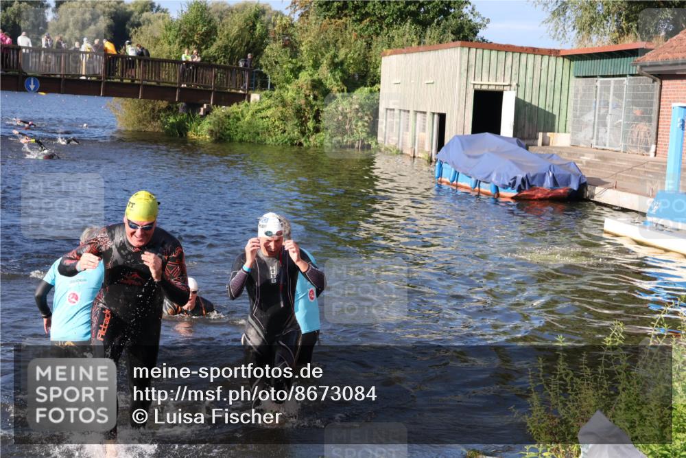 31.08.2025 - Elbe Triathlon Hamburg Luisa Fischer http://msf.ph/oto/8673084 31.08.2025 08:41:37 Schwimmen 254, 332, 340, 344 meine-sportfotos.de