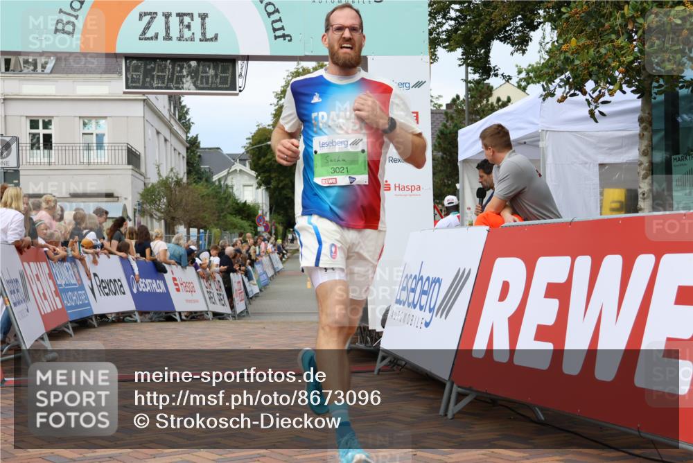 31.08.2025 - 21. Blankeneser Heldenlauf Strokosch-Dieckow http://msf.ph/oto/8673096 31.08.2025 10:51:45 Ziel 3627, 3021 meine-sportfotos.de