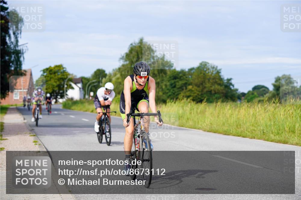 31.08.2025 - Elbe Triathlon Hamburg Michael Burmester http://msf.ph/oto/8673112 31.08.2025 10:10:27 Radfahren 631, 680, 715, 716, 809, 829, 910 meine-sportfotos.de