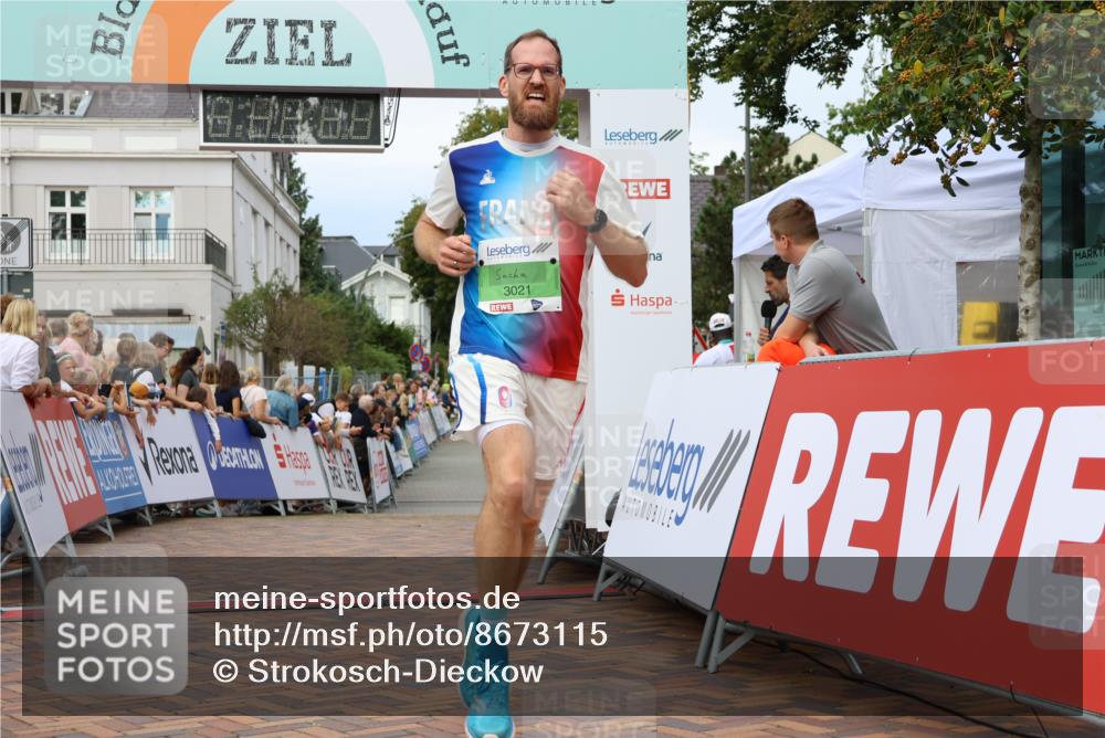 31.08.2025 - 21. Blankeneser Heldenlauf Strokosch-Dieckow http://msf.ph/oto/8673115 31.08.2025 10:51:45 Ziel 3627, 3021 meine-sportfotos.de
